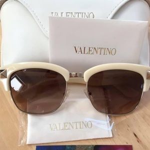 Brand new Valentino SG